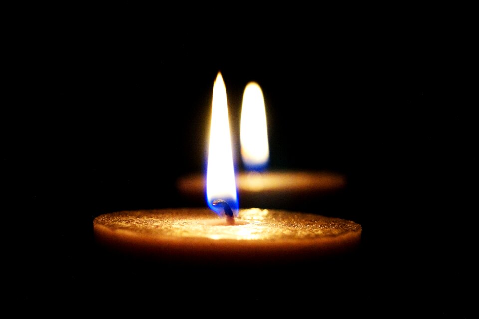 Burn candlelight heat