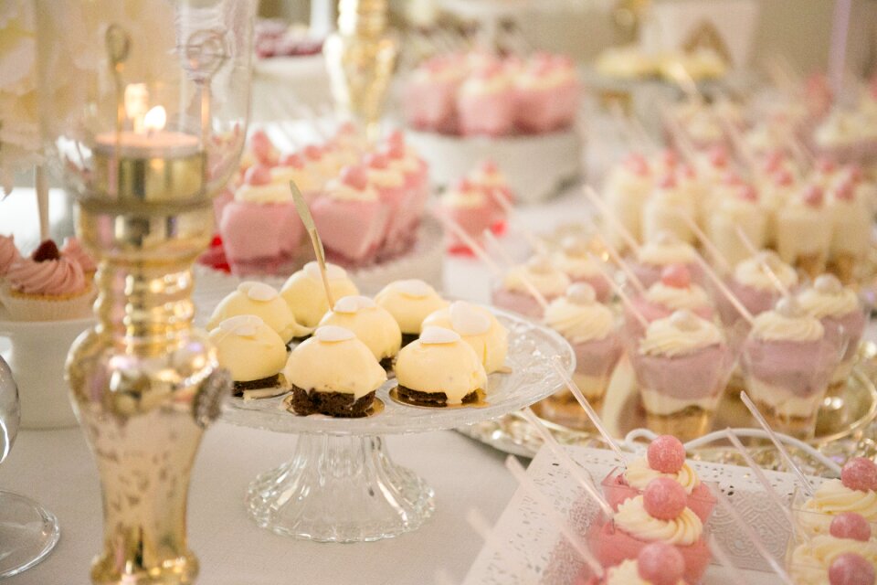 Cake cupcakes pastry shop
