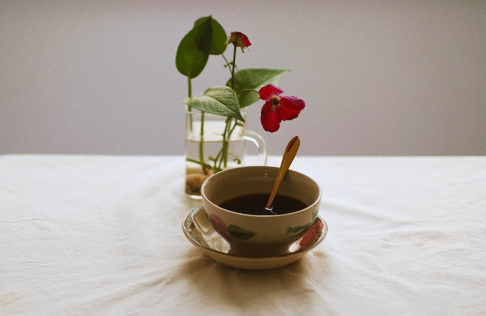 Break decoration cup