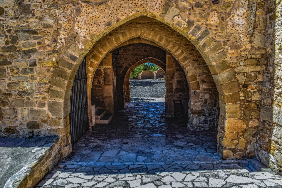 Facade building stone