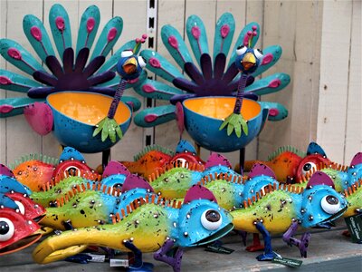 Garden ornament birds