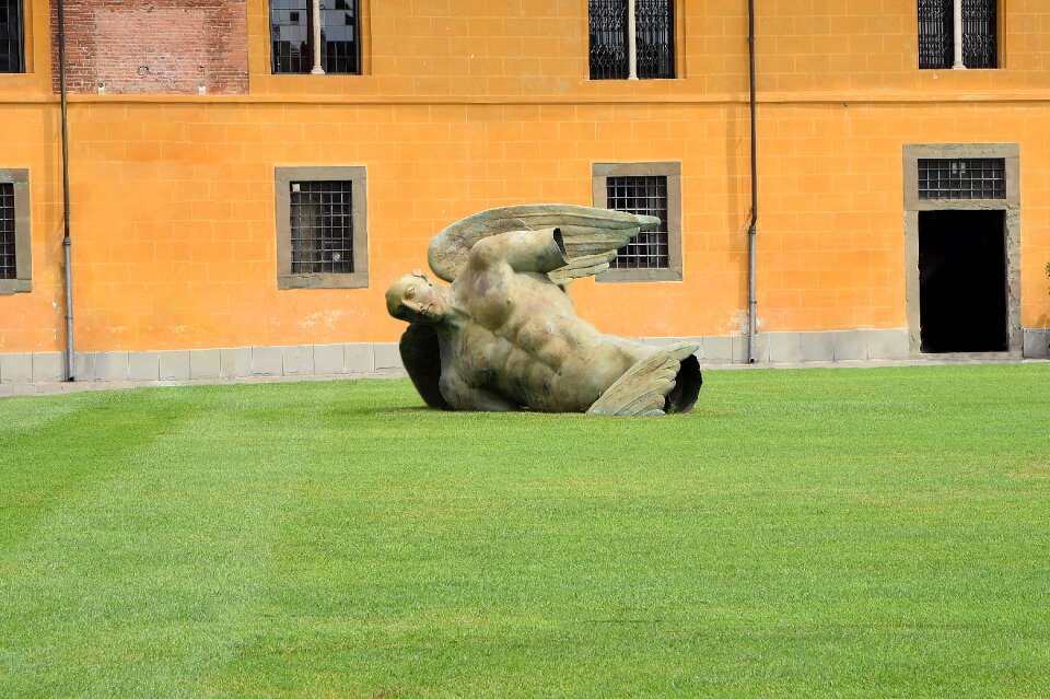 Tuscany tourism monument