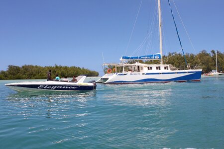 Powerboat sea water photo