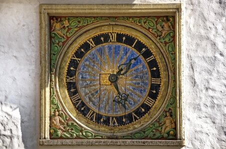 Historically clock face pointer