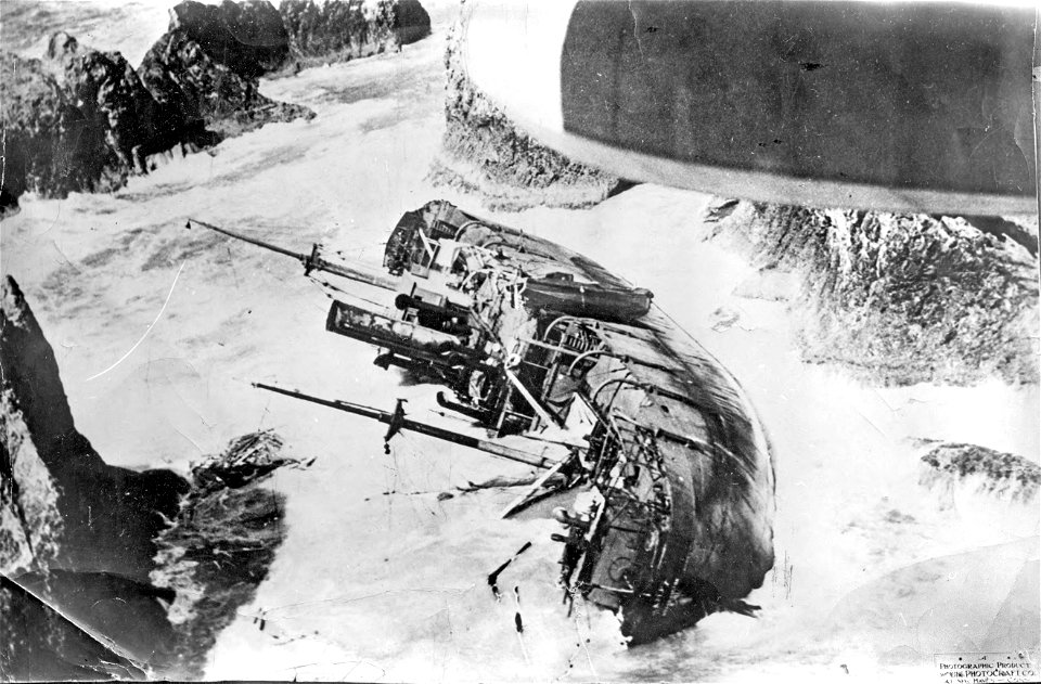 Wreck of Lamut
