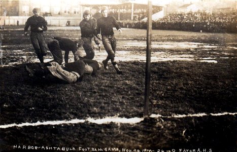 Harbor-Ashtabula Football Game, Nov. 26, 1914, 26 to 0, Favor A.H.S.