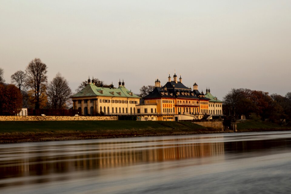 River castle pillnitz