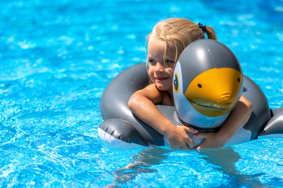 Water swimming pool