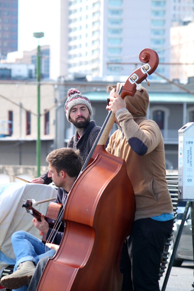 Street performer music singing