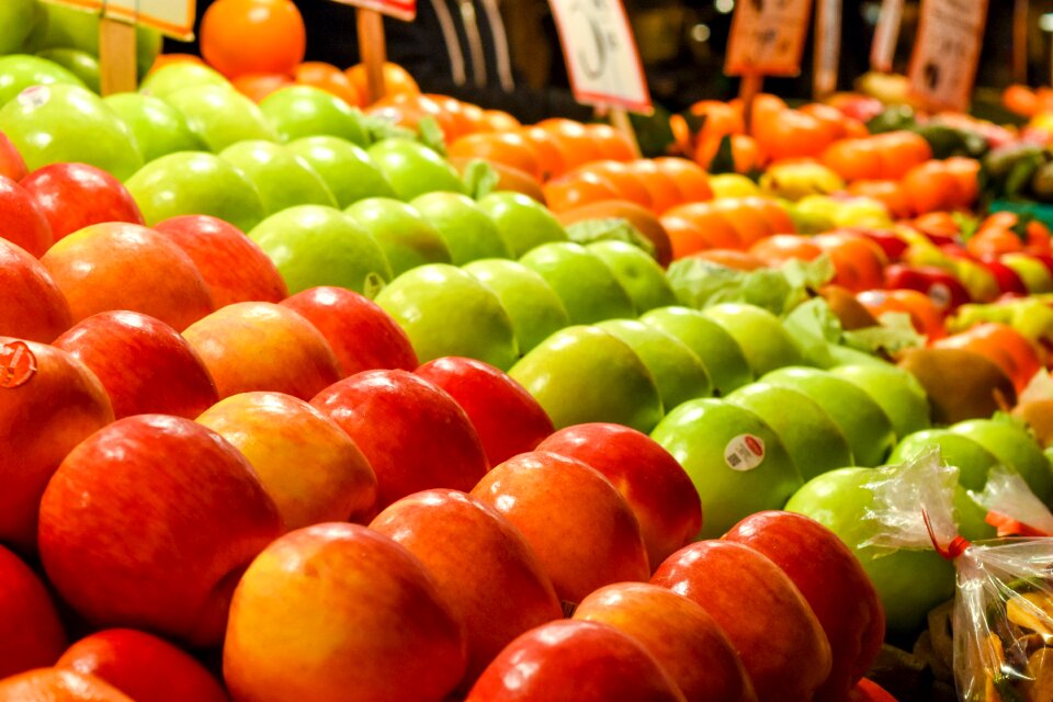 Pike place colorful green