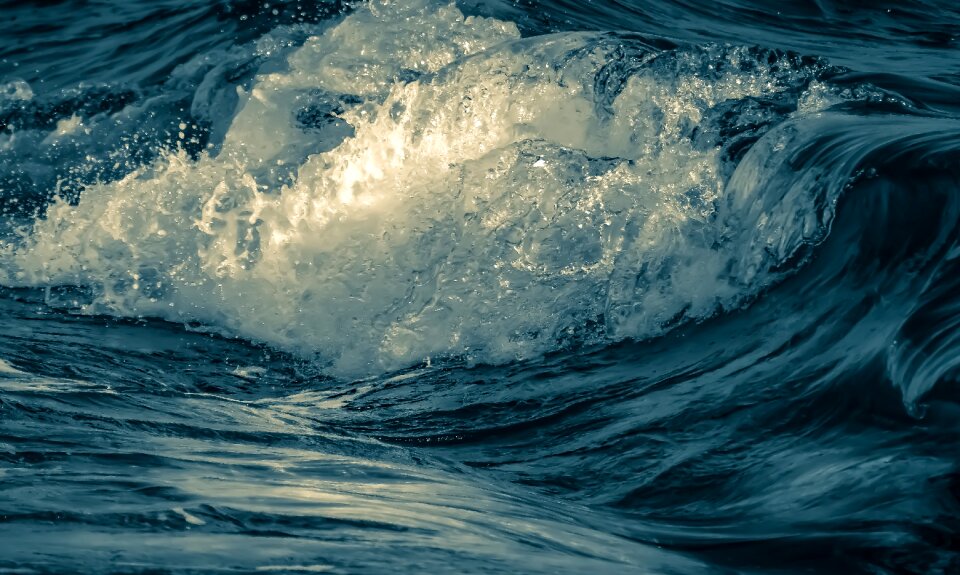 Sea nature splash