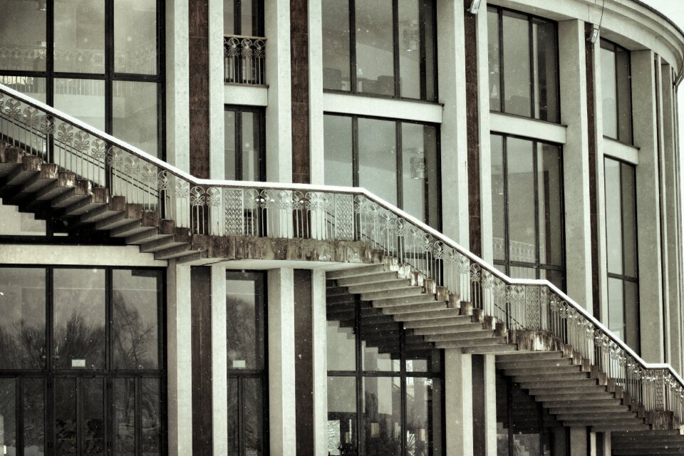 Style building design