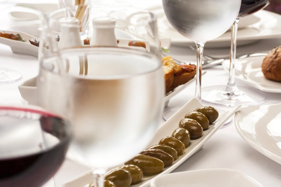 Restaurant water a toast