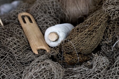 Net thread weaving