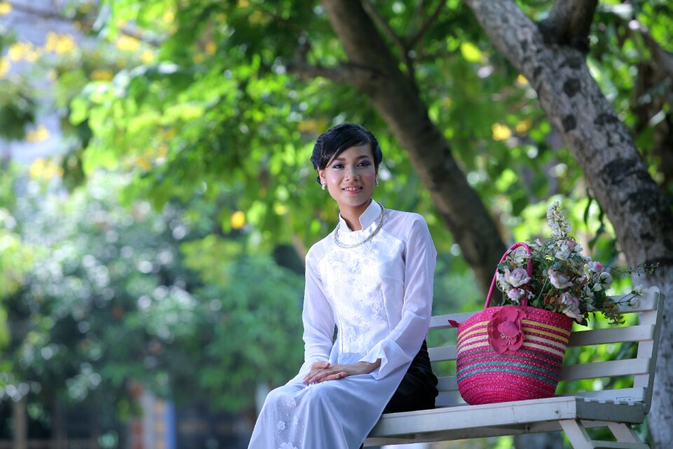 Teen white shirt traditional long