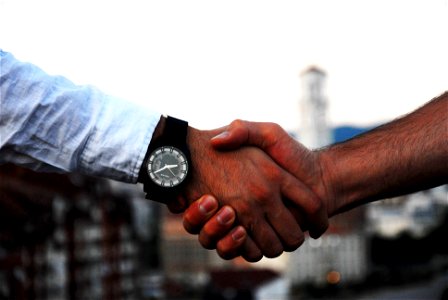 Handshake Business photo