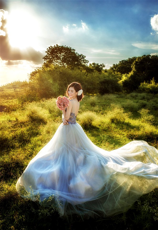 Wedding Dress Woman photo