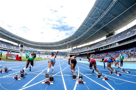 Sprint Running photo