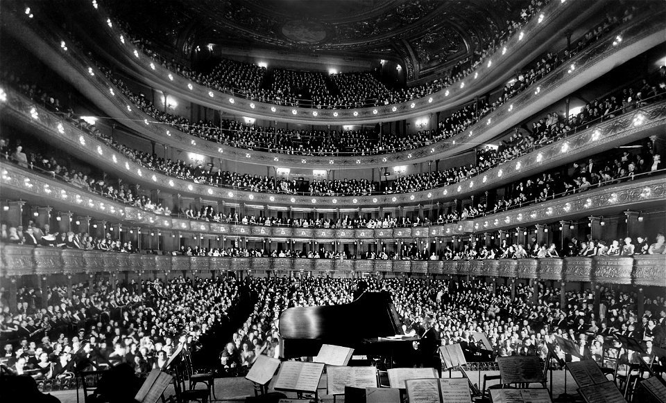 Metropolitan Opera House Concert photo