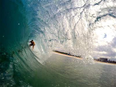 Wave Surfer