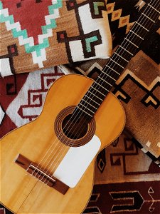 Acoustic Guitar photo