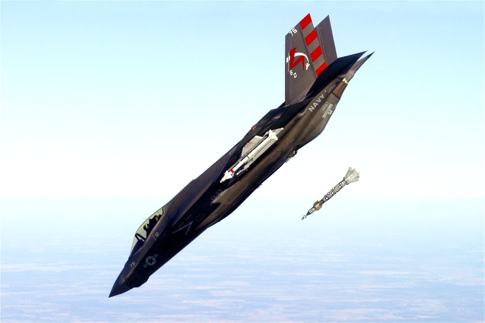 F Lightning Ii