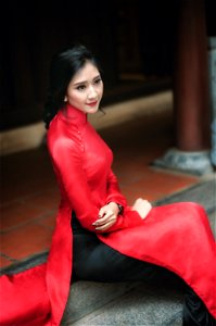 Woman Ao Dai photo