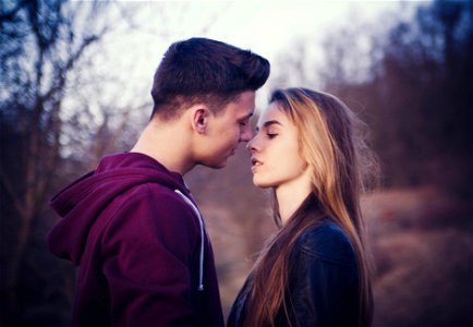 Couple Kiss