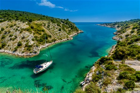 Yacht Canal photo