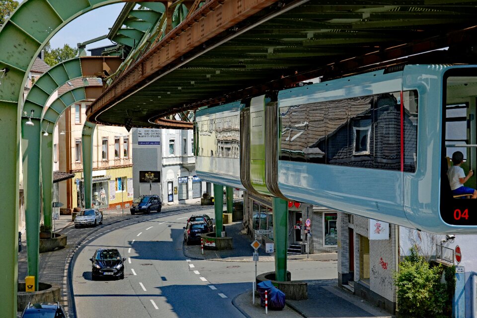 Schwebebahn viaduct imperial road