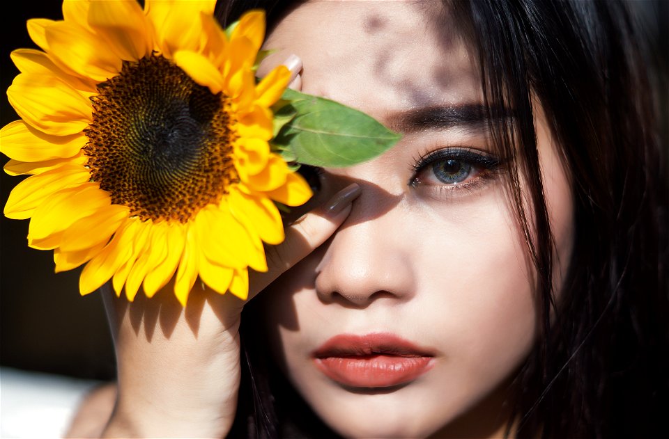 Woman Sunflower