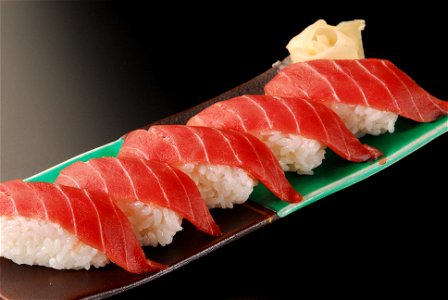 Tuna Sushi photo