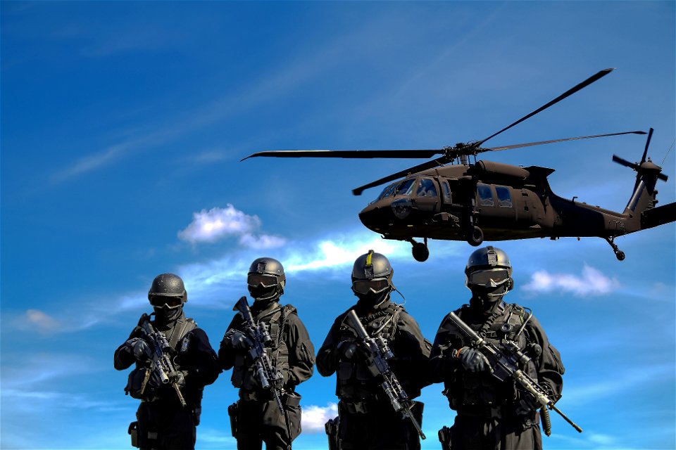 Special Forces Uh Black Hawk