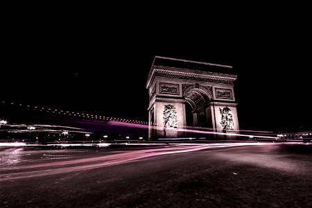 Arc De Triomphe photo