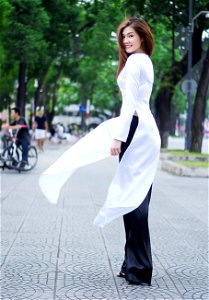 Woman Ao Dai photo