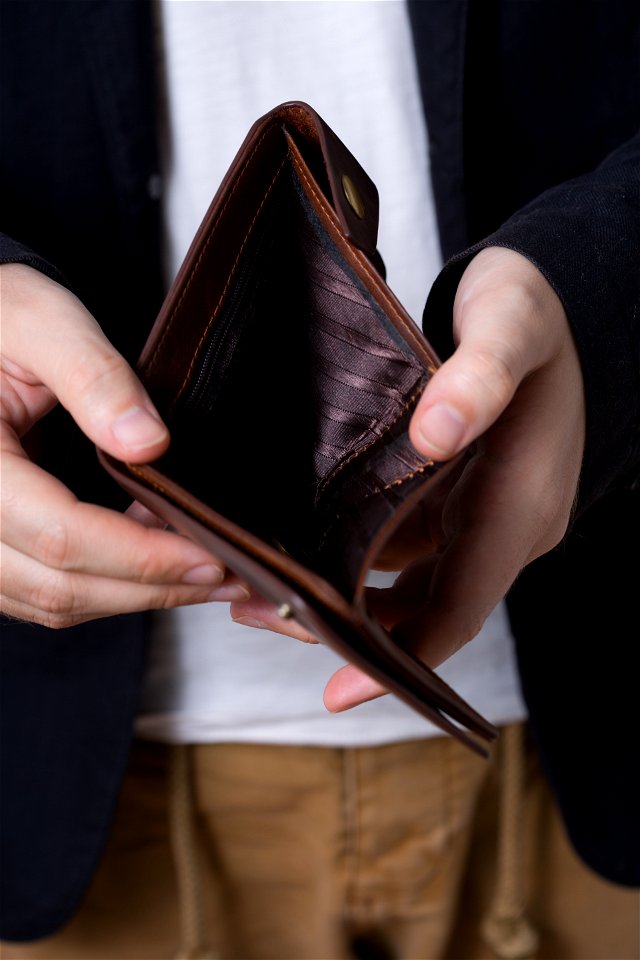 Empty Wallet