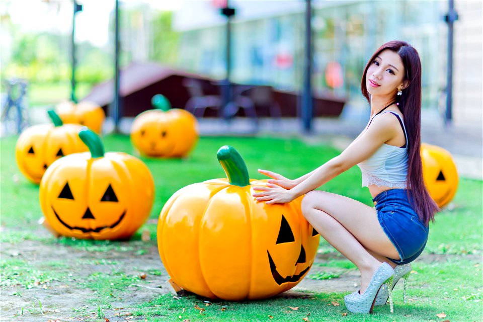 Woman Jack O Lantern