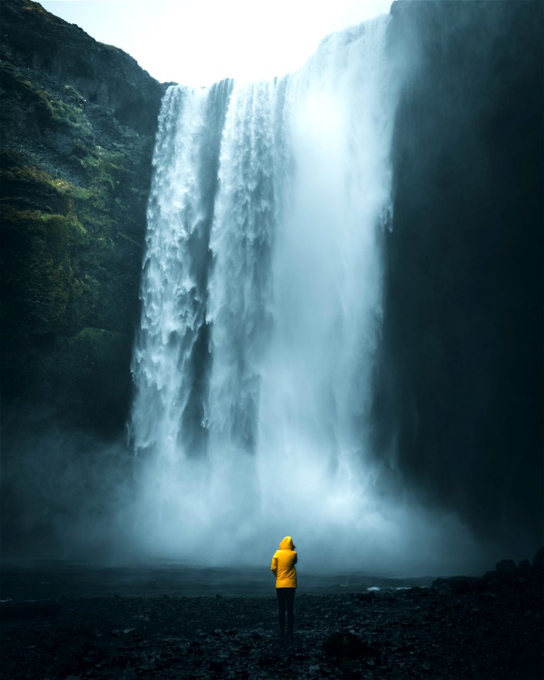 Mighty Skógafoss
