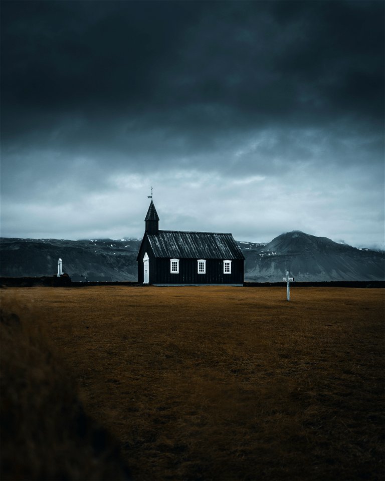 Quiet morning at Búðakirkja