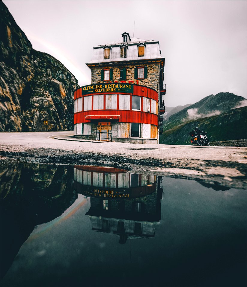 Lost restaurant