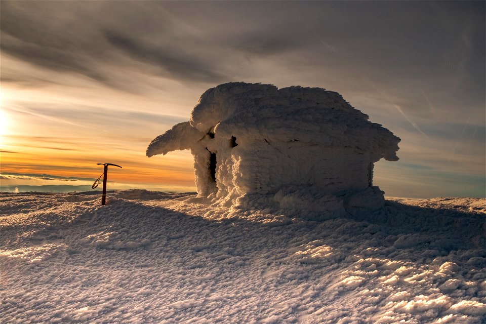 Ice cabin