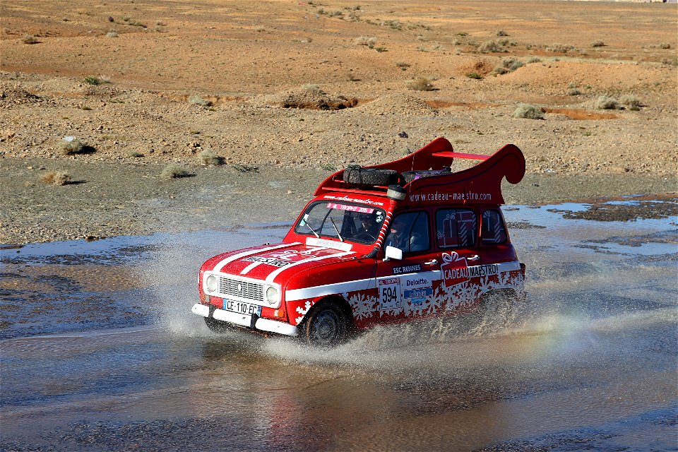 4L Trophy dans le désert