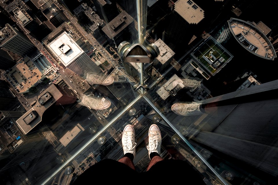 Chicago glass ledge