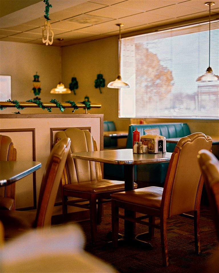 Empty Diner