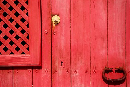 Red door photo