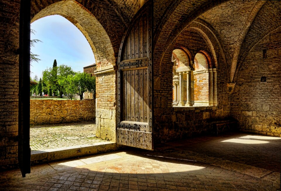 Old door building photo