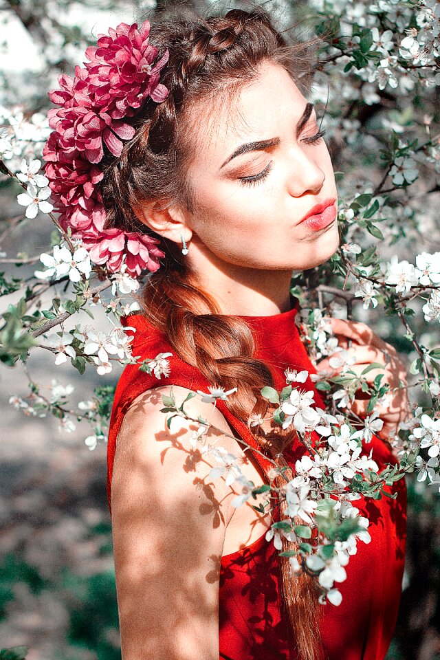 Portrait woman wreath