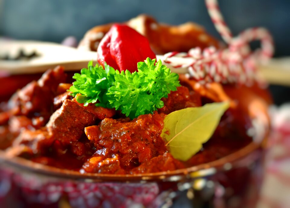 Specialty main course cook