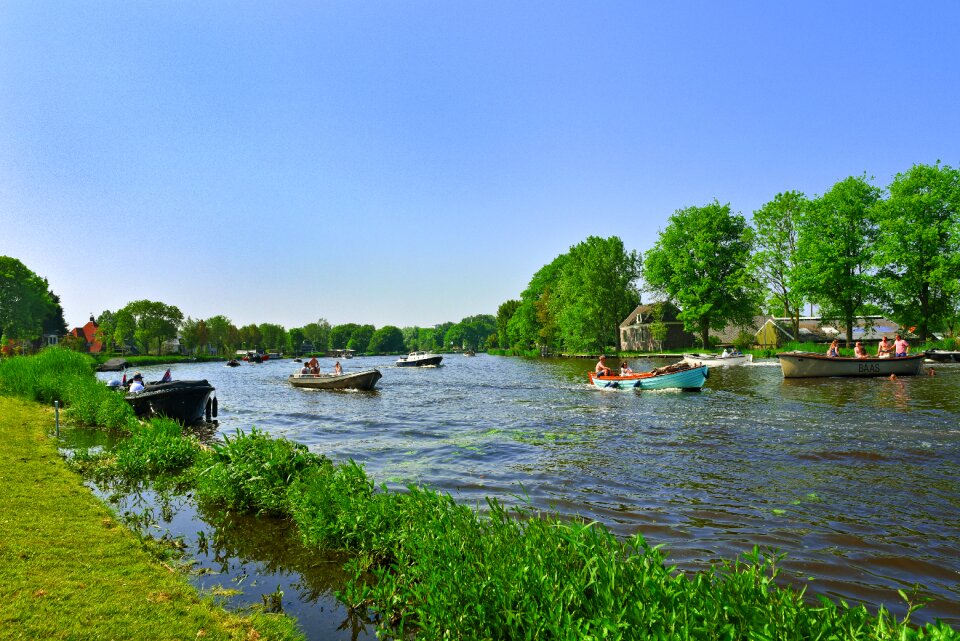 Recreation boating pleasure