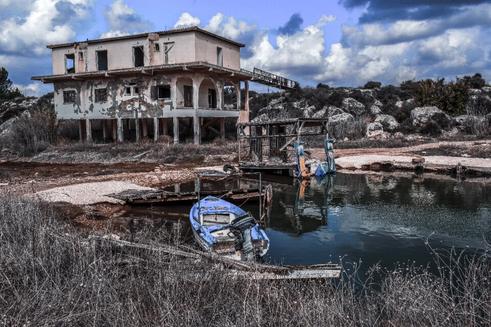 Decay broken dilapidated